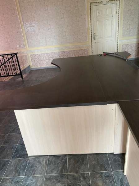 Продам стол офисный в Новокубанске фото 3