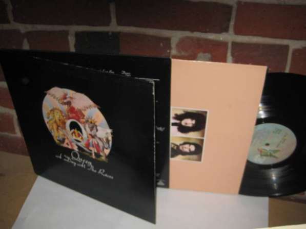 Queen ‎– A Day At The Races 1976 (Gatefold) (Japan press)