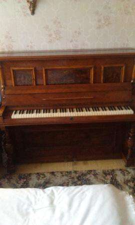 Продается старинное пианино G.WECHSUNG