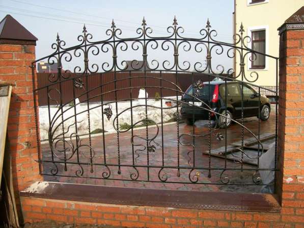 Забор кованый, ограждение, перила на балкон, лестницу в фото 12