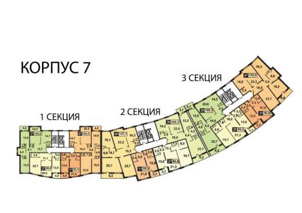 Продам трехкомнатную квартиру в Красногорске. Жилая площадь 110,70 кв.м. Дом монолитный. Есть балкон.