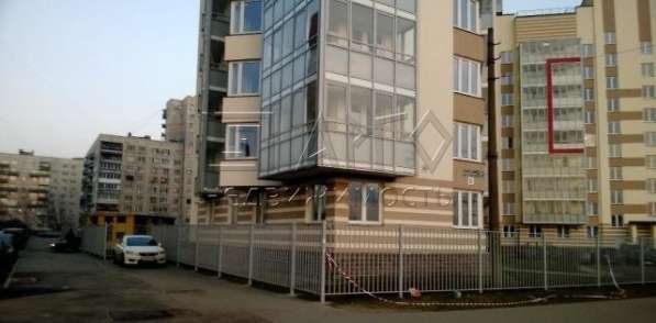 Сдам четырехкомнатную квартиру в Санкт-Петербурге. Жилая площадь 72 кв.м. Этаж 1. 