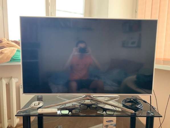 Телевизор SAMSUNG с 3D + столешница в подарок!