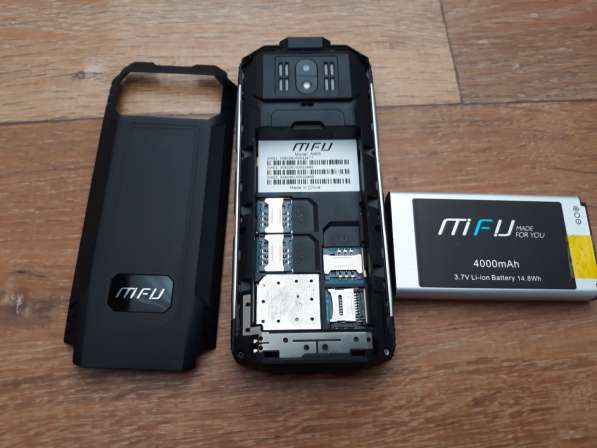 Кнопочный телефон MFU-A905 в фото 4