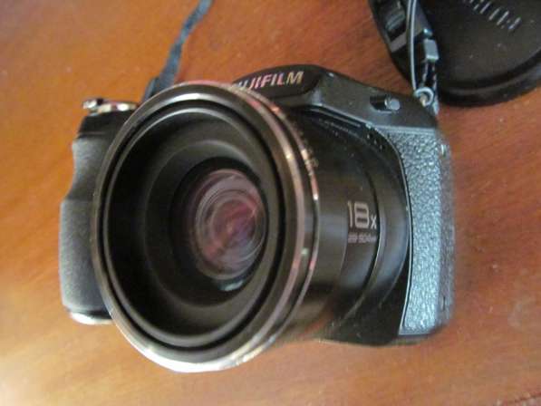 Цифровой фотоаппарат-суперзум FujiFilm-2950