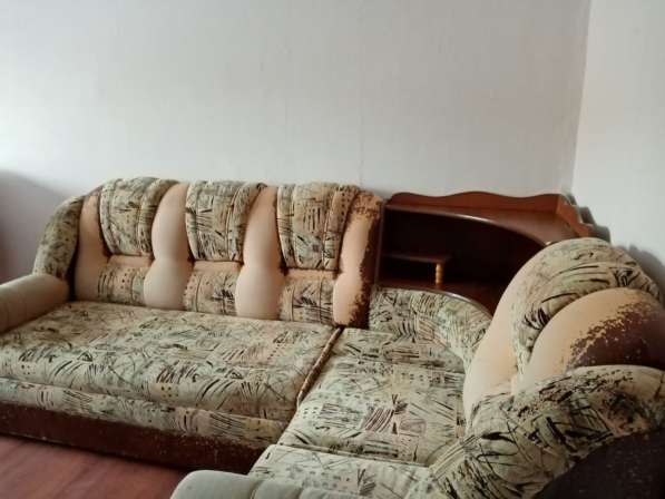 Продается диван угловой в хорошем состоянии