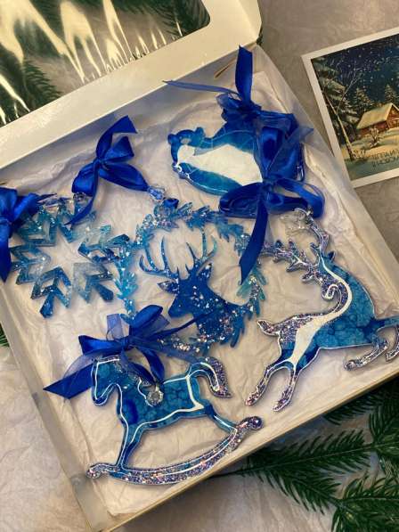 Ёлочные игрушки из эпоксидной смолы в Томске фото 3