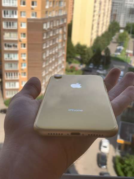 IPhone XR 64gb желтый в Москве фото 9