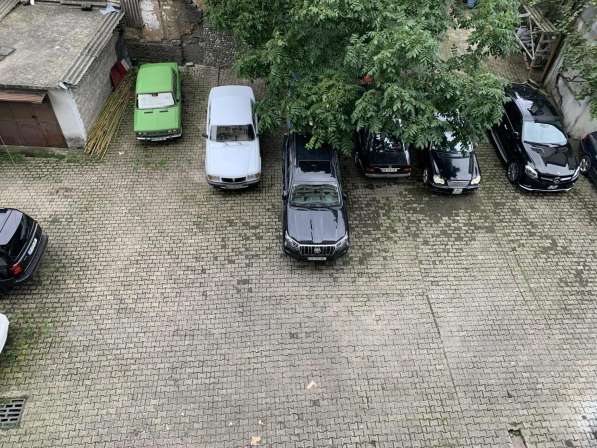 Сдаётся 4-комнатная квартира в Батуми в