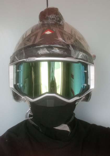 Мотошлем в Москве фото 10