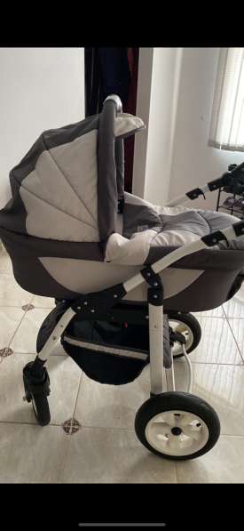 Продам детскую коляску