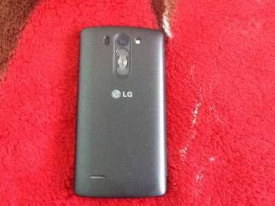 сотовый телефон LG LG G3s в Благовещенске фото 3