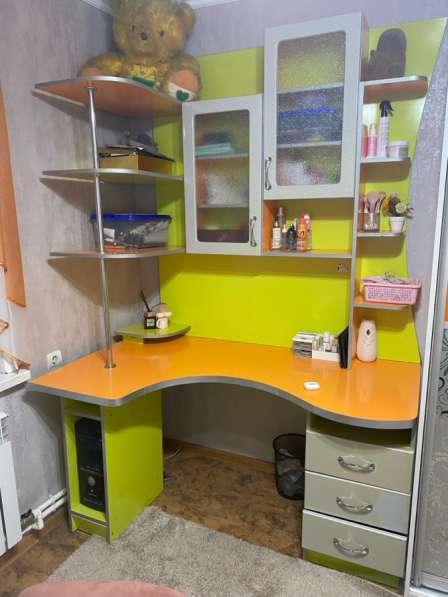 Компьютерный стол