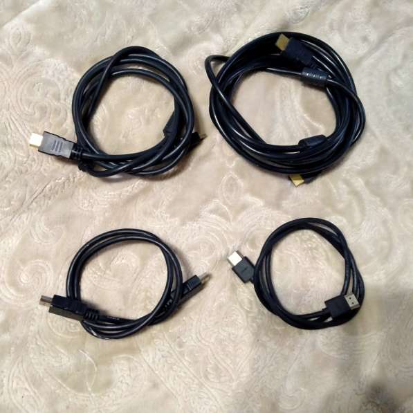 HDMI кабель. Разных размеров