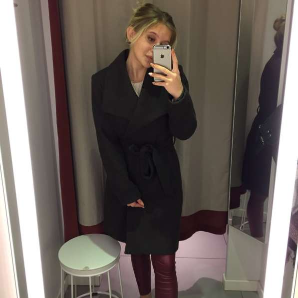 Продам пальто в Санкт-Петербурге