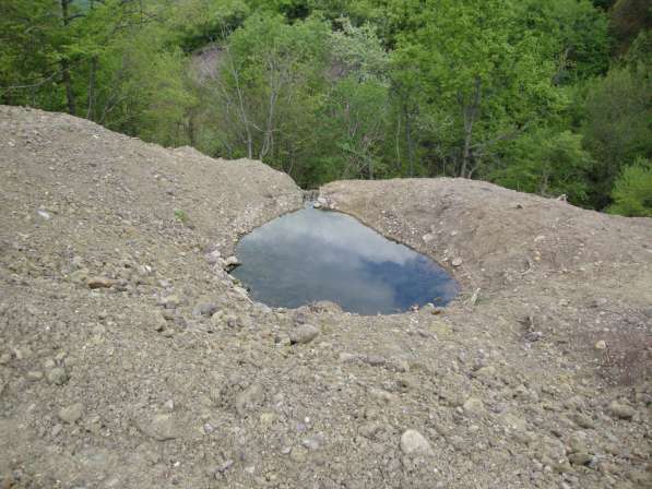 Продается земельный участок в Лучистом под Алуштой в Симферополе