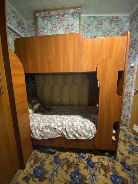 Двухъярусная кровать в Томске