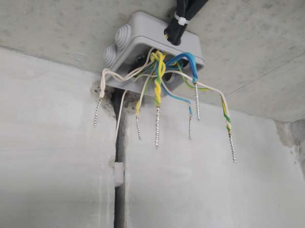 Электромонтажные работы в фото 3