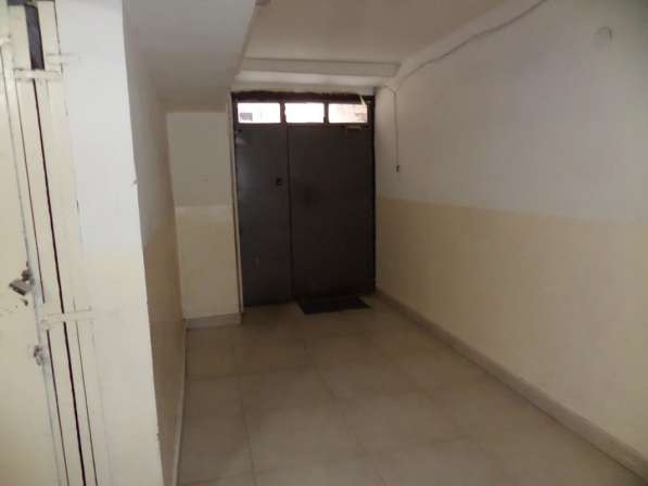 продается 6-комнатная квартира В центре Еревана в фото 4