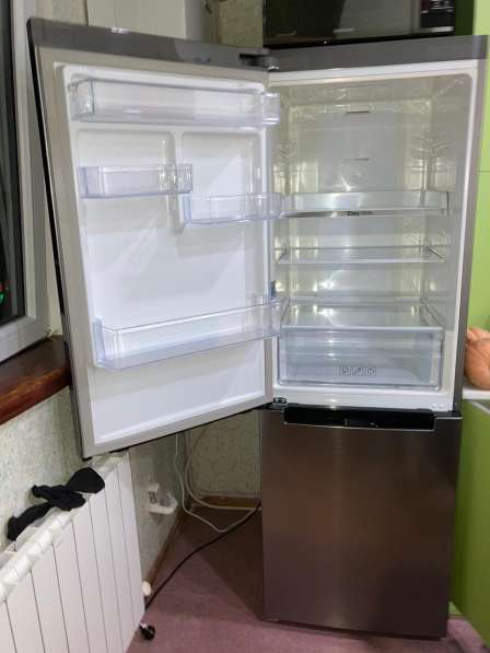 Продам холодильник Samsung в фото 5