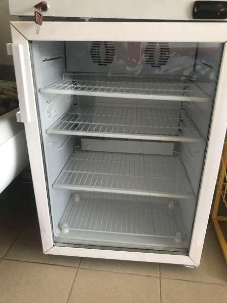 Продам холодильник для икры в Славянске-на-Кубани