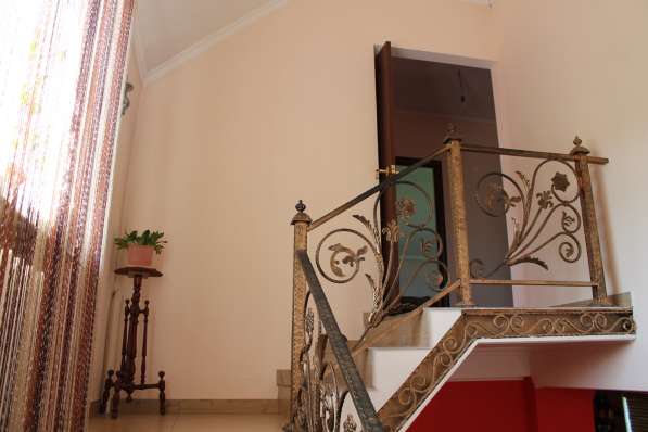 Обменяю или продам дом на квартиру в Алматы в фото 3