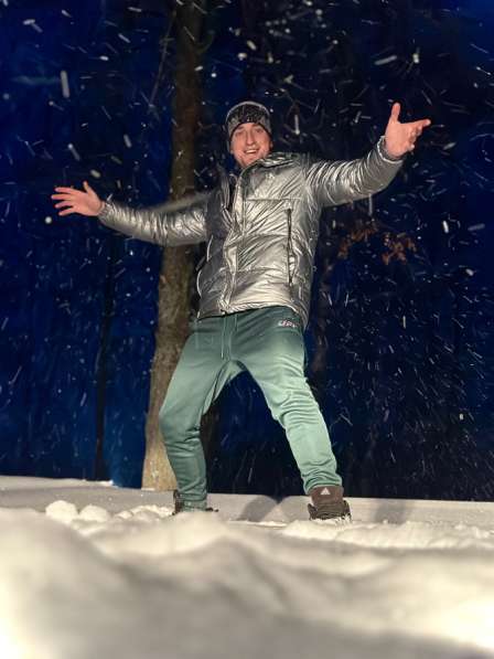 Повар, водитель в семью