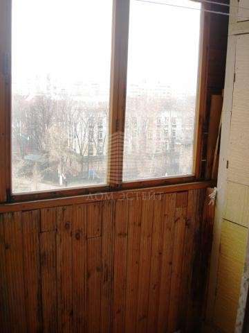 Продам четырехкомнатную квартиру в Москве. Жилая площадь 63 кв.м. Этаж 7. Есть балкон. в Москве