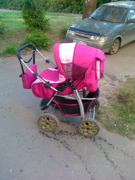 Продаю детскую коляску в Чебоксарах