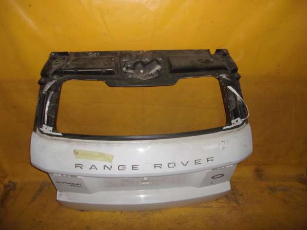 Крышка багажника на Range Rover Evoque б. у