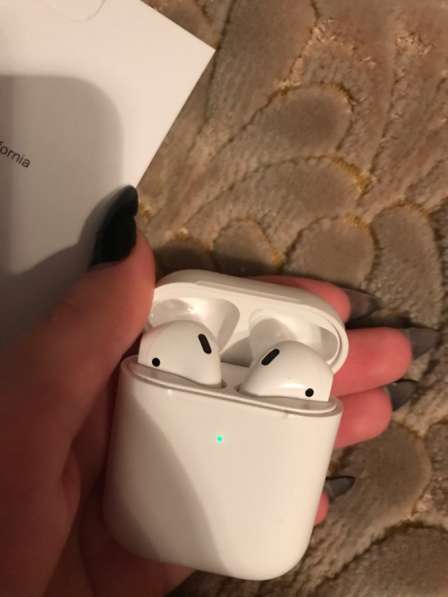 AirPods 2 поколения в Москве фото 3