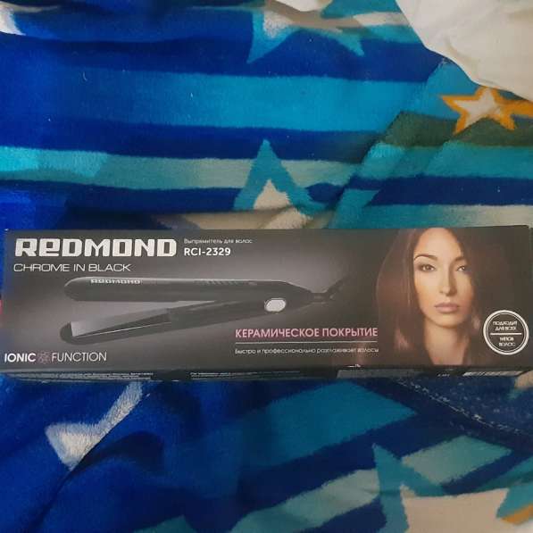 Выпрямитель для волос Redmond