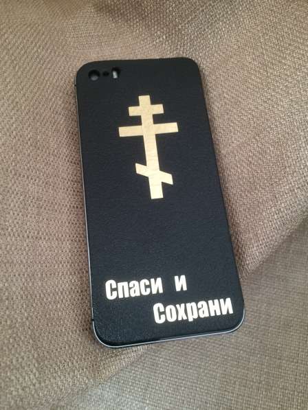 Чехол/наклейка ручной работы на телефон в Москве фото 3