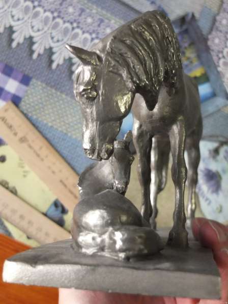 Силуминовая статуэтка Лошадь с жеребёнком, металл силумин в Ставрополе