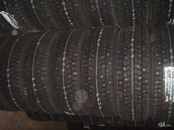 Новые шипы Dunlop 195/60 R15 Winter ICE01 в Москве фото 4