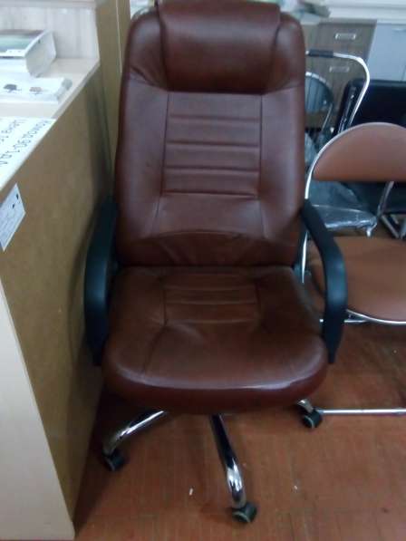 Кресло для компьютера в фото 3