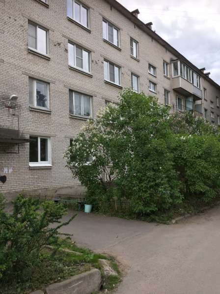 Трехкомнатная квартира в центре поселка Щеглово в Всеволожске