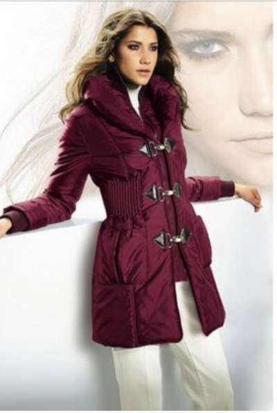 Женская куртка фирмы TESINI 52 размер