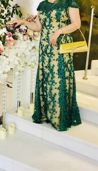 Вечерняя платья