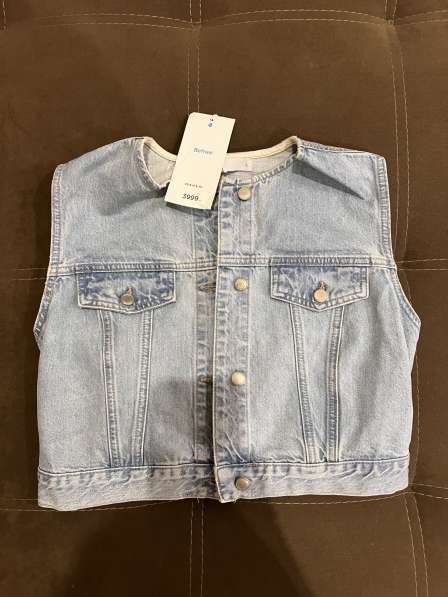 Джинсовая жилетка