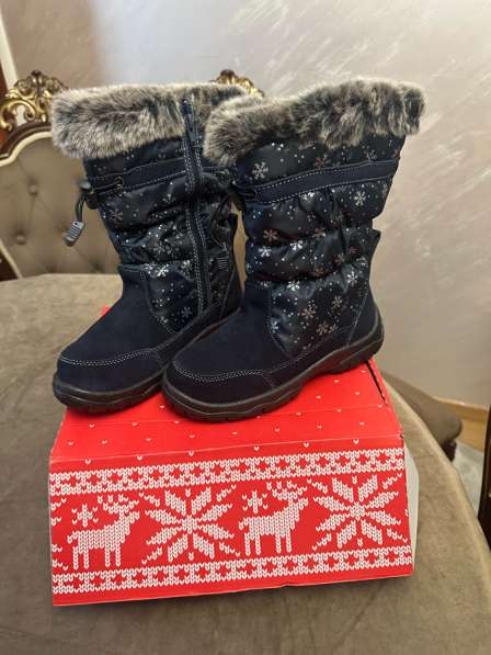 Сапоги для девочки новые