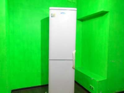 холодильники б/у много дешево гарантия Electrolux