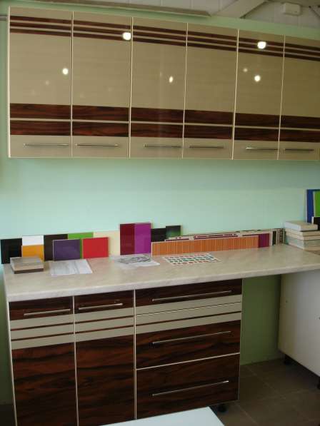 Распродажа выставочных образцов кухонь в фото 28