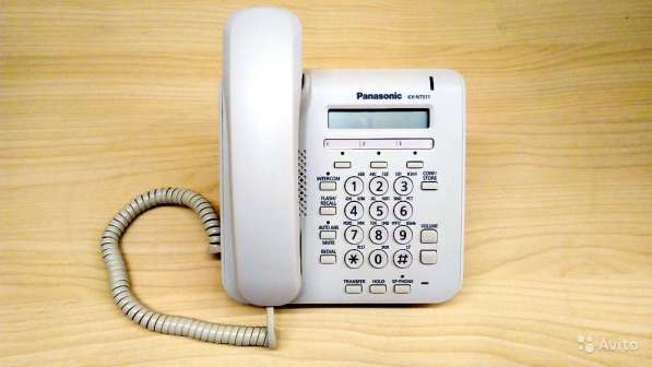 Системный IP-телефон Panasonic NT511A