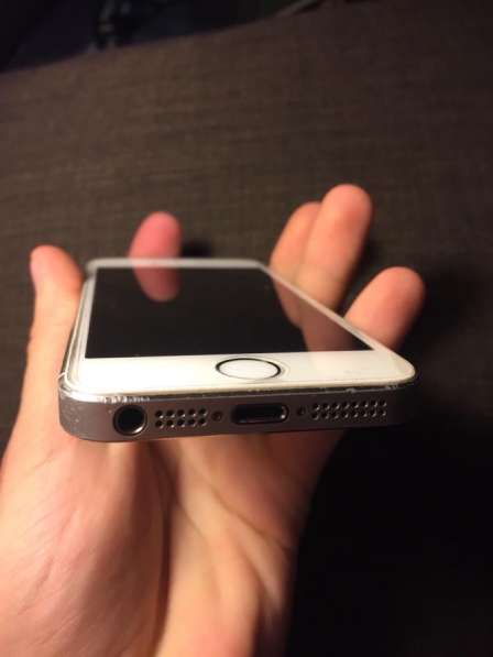 IPhone 5s 16 GB в Москве