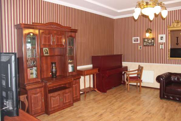 Продается элитный 3-х этажный дом. Очень просторный,450 кв.м в Оренбурге фото 18