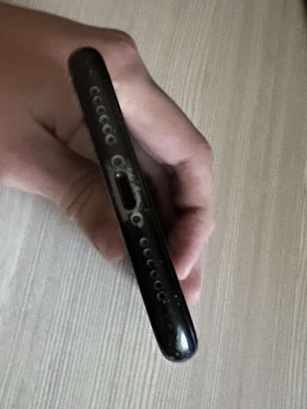 Apple iPhone XR 64gb black в Саратове фото 4