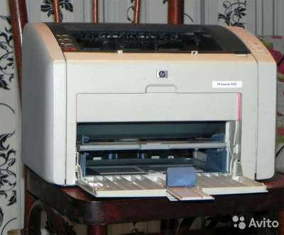 принтер HP LaserJet 1022