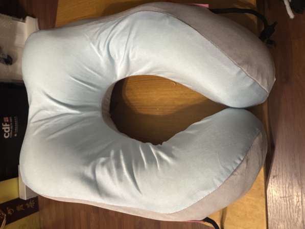 Подушка для путешествий