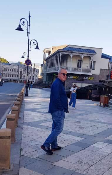 Юрий, 55 лет, хочет пообщаться